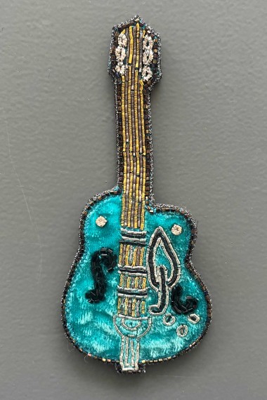 Broche Guitar