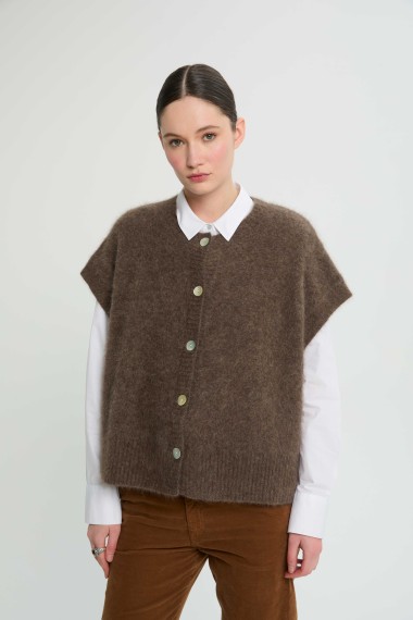 Gilet Education